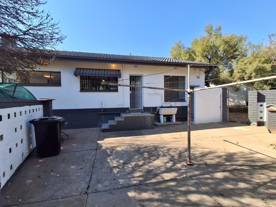 4 Bedroom Property for Sale in Flamwood North West